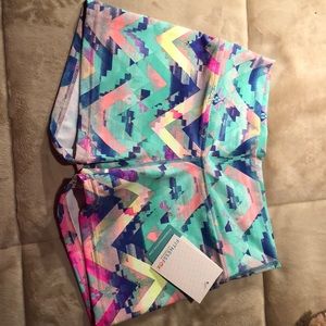 SOLD NWT Fitness Fox Activewear Shorts 💛🦊